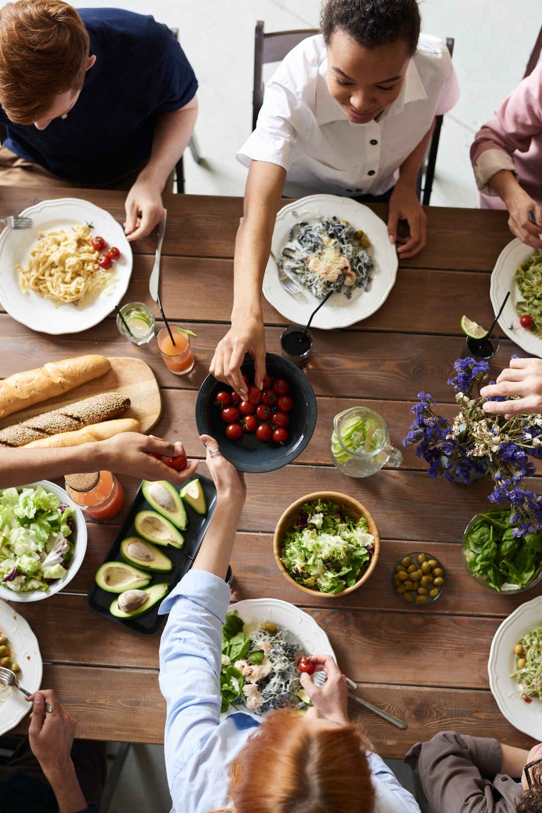 The best ingredients are good for your body: vegetables such as broccoli and cauliflower; fruits like apples and oranges; nuts like walnuts; fish such as salmon.