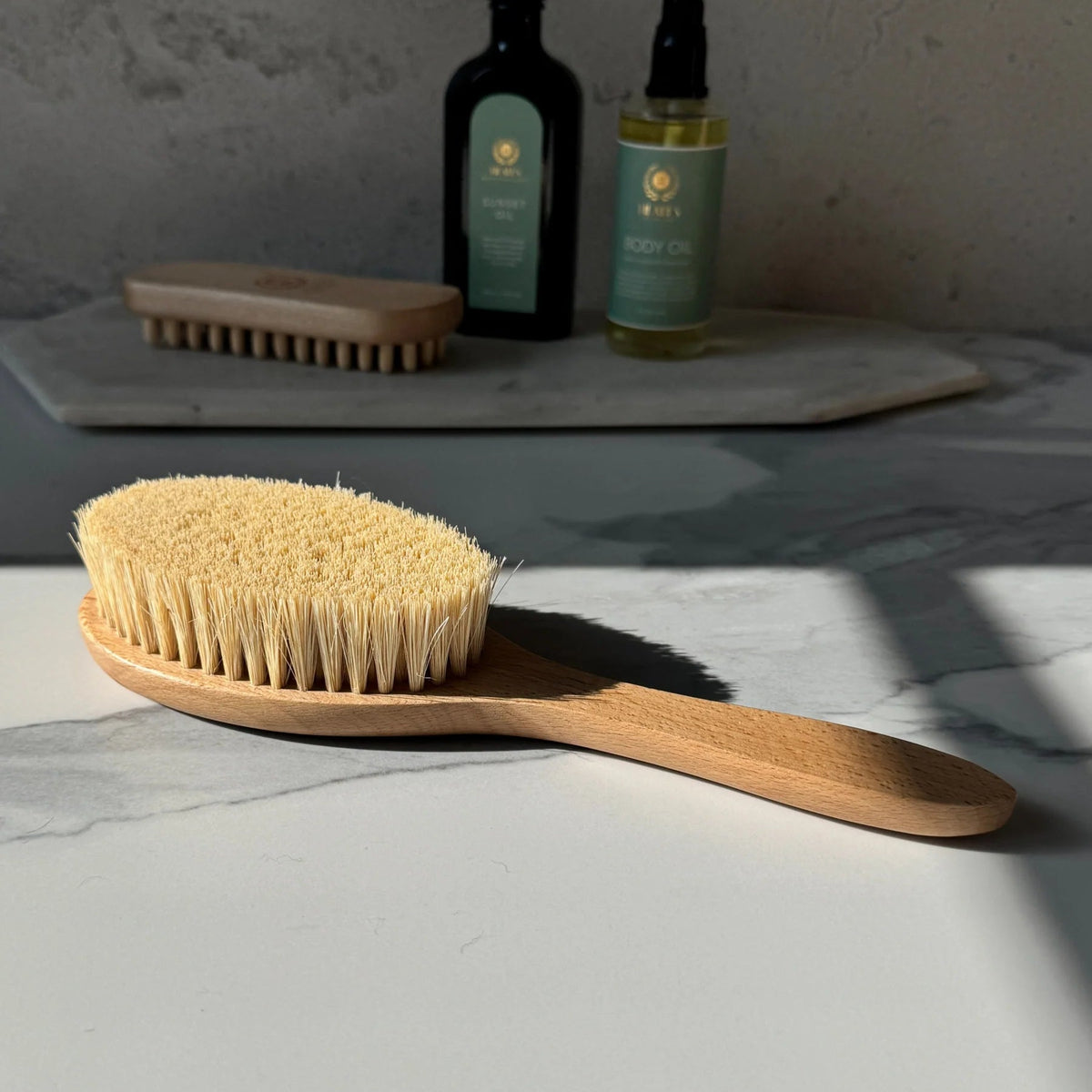 Heales Apothecary Dry Brush